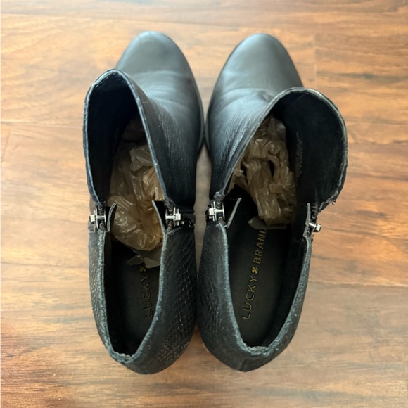 Lucky Brand Black Ankle Boots with Snakeskin Detail-Size 8.5 - Picture 10 of 14